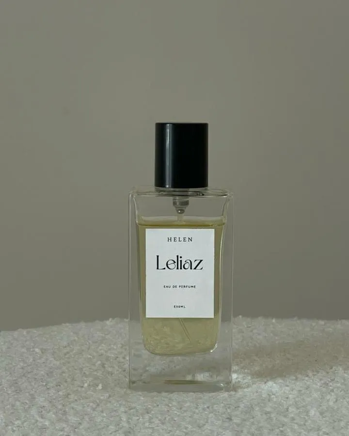 HELEN — الصورة 2